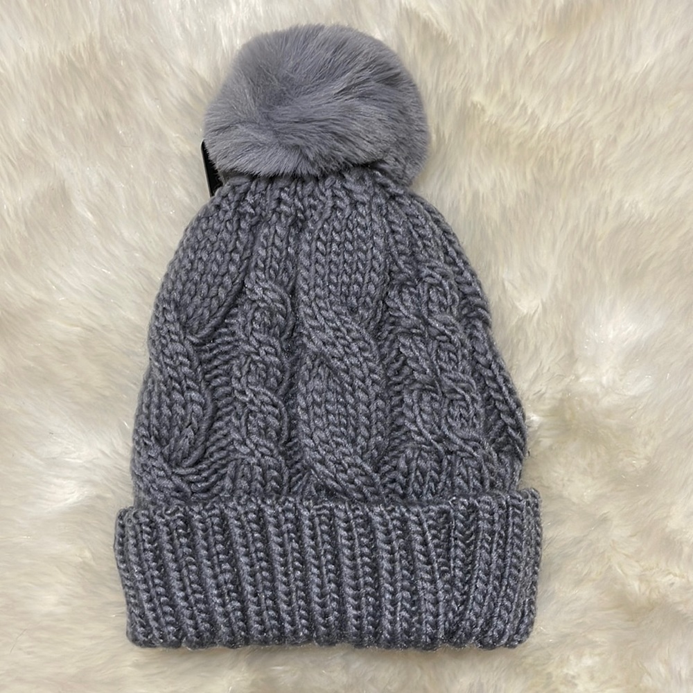 Pom Pom Beanie